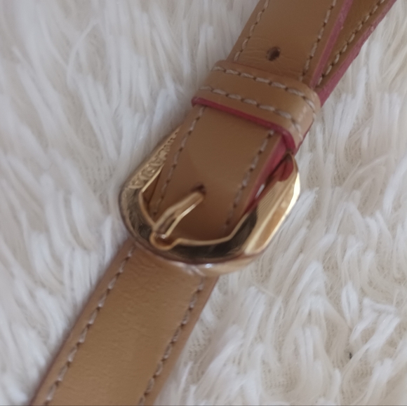 ARCADIA 🥰 UNIQUE Black and Tan Patent Leather Flap Bag. 10x12 EUC - Picture 4 of 7